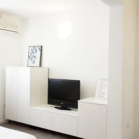 Q House * Trogir
